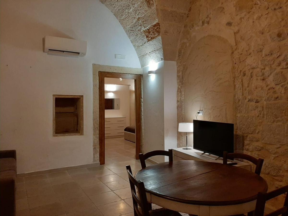 Dimora Salentina Via Scarambone Lecce Apartment Exterior photo
